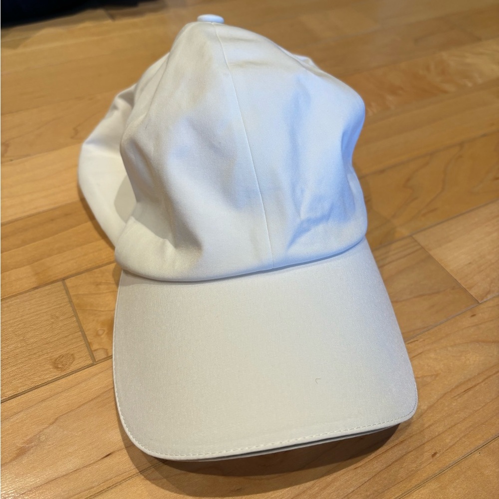 Lululemon women’s hat